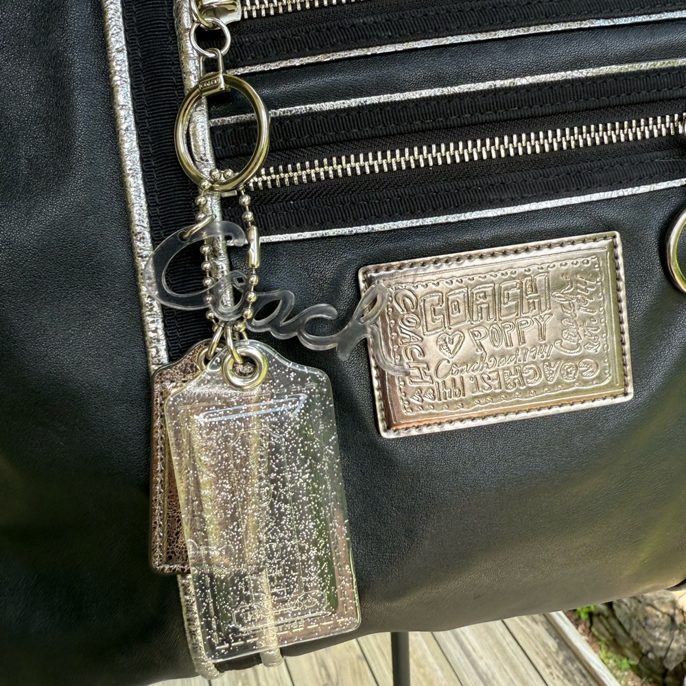Coach Poppy Glam Tote – Style F0967-13820 🖤 - Picture 10 of 14